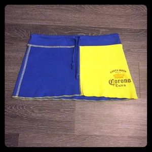 Corona Mini Skirt Size Small